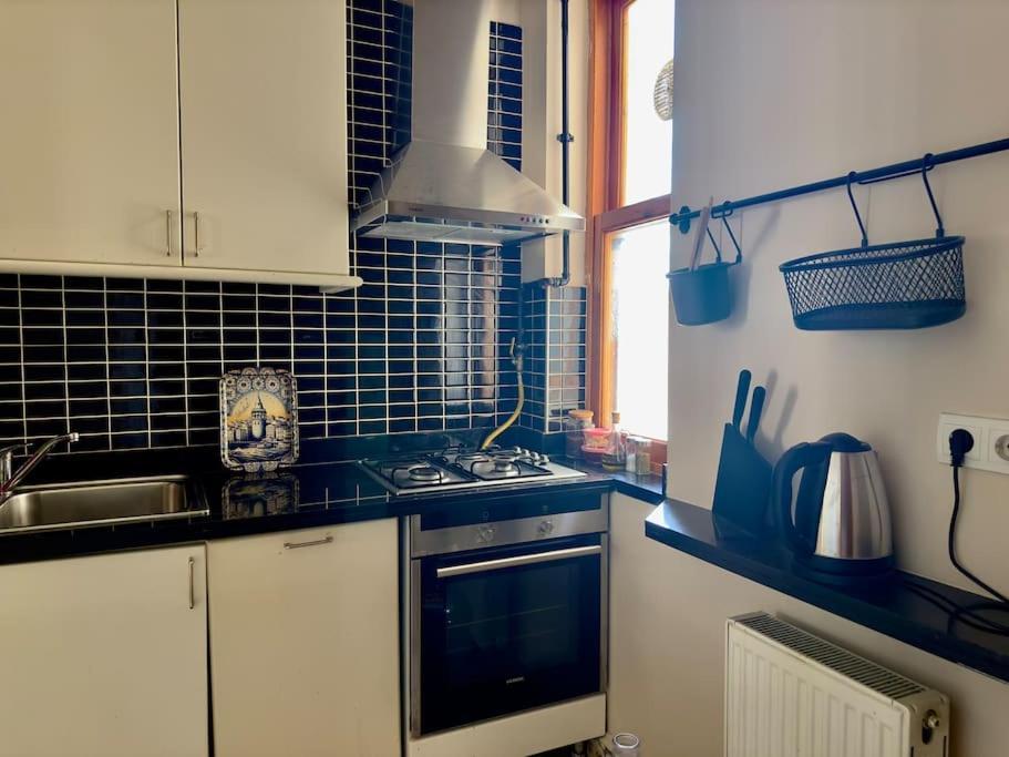 2br, 2ba, 4th Floor Of Historical Building ,galata Daire *