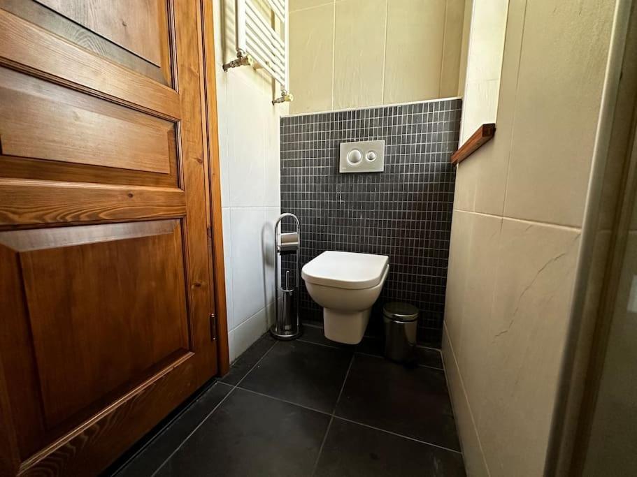2br, 2ba, 4th Floor Of Historical Building ,galata * İstanbul